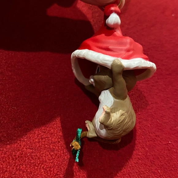 LIKE NEW rare Hallmark “Hang in There” mouse ornament - Picture 5 of 8